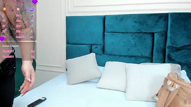 Charlotte Mayer online show from December 2024 11:30:02 AM