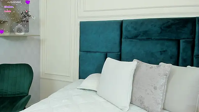 Charlotte Mayer online show from February 2025 11:24:02 AM