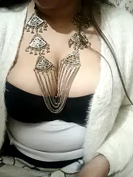 Snapshot of Dr_Kamsutra chatting on February 2025 05:36:01 PM Dr Kamsutra online show from February 2025 05:36:01 PM