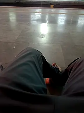 Snapshot of 1010SumiT chatting on March 2025 04:22:02 PM 1010SumiT online show from March 2025 04:22:02 PM