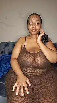 thicktash online show from February 2025 07:49:01 PM