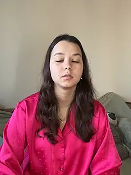 PoppyRobinson online show from December 2024 08:13:01 AM