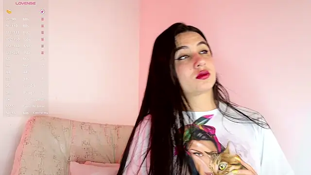 gigilovedback online show from July 2026 08:25:01 PM
