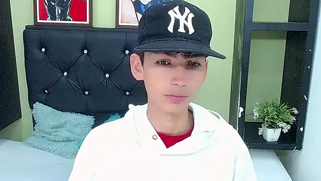 ttimy x boy online show from January 2025 10:08:02 PM