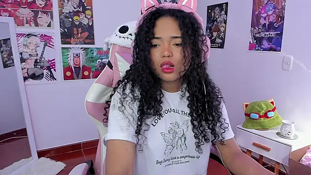 Snapshot of anyburkee chatting on January 2025 02:17:02 PM anyburkee online show from January 2025 02:17:02 PM