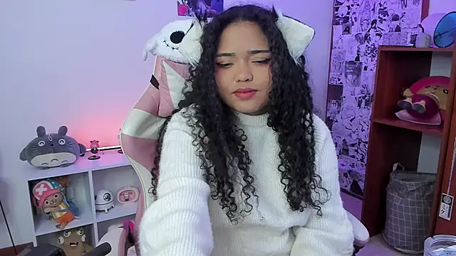 Snapshot of anyburkee chatting on January 2025 08:22:01 AM anyburkee online show from January 2025 08:22:01 AM