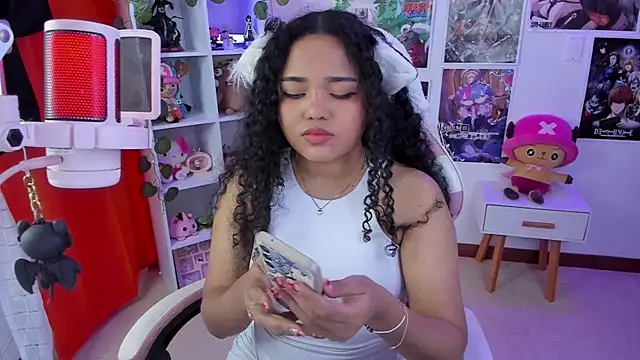 Snapshot of anyburkee chatting on March 2025 08:12:02 AM anyburkee online show from March 2025 08:12:02 AM