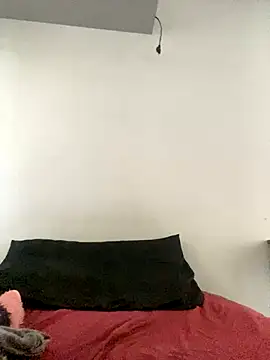 Snapshot of magalunabb chatting on December 2025 07:43:02 PM magalunabb online show from December 2025 07:43:02 PM