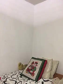 Miss oliviaa online show from January 2025 11:02:02 PM