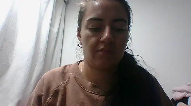 Snapshot of _karlie_kloss_ chatting on December 2024 11:40:01 PM karlie kloss online show from December 2024 11:40:01 PM