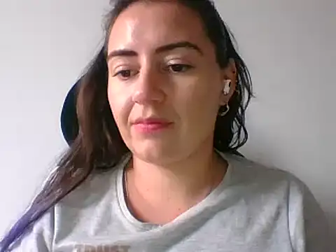 Snapshot of _karlie_kloss_ chatting on January 2025 10:04:01 PM karlie kloss online show from January 2025 10:04:01 PM