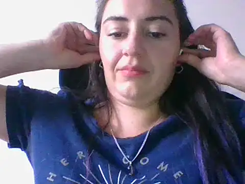 Snapshot of _karlie_kloss_ chatting on January 2025 10:32:02 PM karlie kloss online show from January 2025 10:32:02 PM