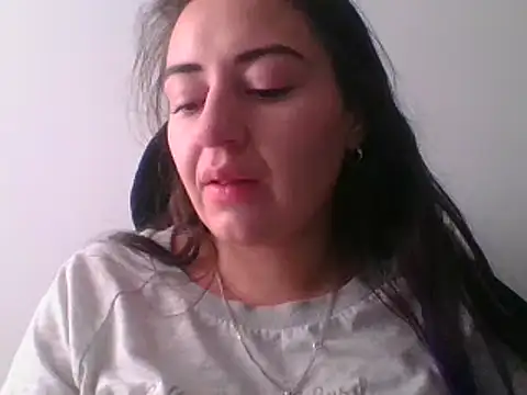 Snapshot of _karlie_kloss_ chatting on February 2025 09:06:02 PM karlie kloss online show from February 2025 09:06:02 PM