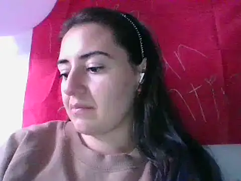 Snapshot of _karlie_kloss_ chatting on February 2025 10:48:01 PM karlie kloss online show from February 2025 10:48:01 PM