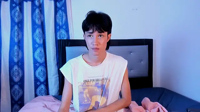 Snapshot of Johhan__Lee chatting on January 2025 04:36:01 AM Johhan Lee online show from January 2025 04:36:01 AM