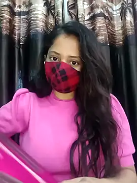 Snapshot of bigtitsqueen chatting on January 2025 04:16:02 AM bigtitsqueen online show from January 2025 04:16:02 AM