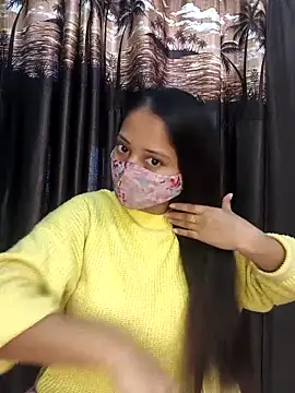 Snapshot of bigtitsqueen chatting on February 2025 05:23:01 AM bigtitsqueen online show from February 2025 05:23:01 AM