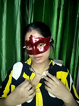 bigtitsqueen online show from February 2026 04:18:01 PM