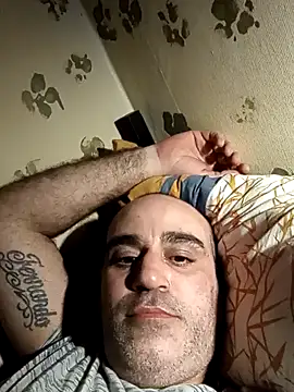 Snapshot of pelarrico12 chatting on October 2025 04:34:01 AM pelarrico12 online show from October 2025 04:34:01 AM