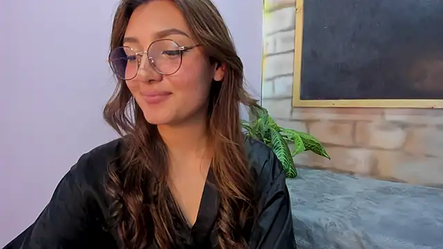 Afrodita Shalom online show from January 2025 04:47:01 PM