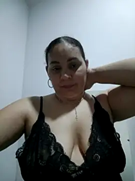 MirandaSoto online show from October 2025 04:20:02 AM