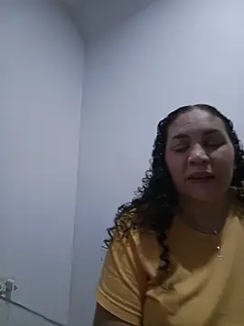 MirandaSoto online show from May 2026 03:45:02 AM