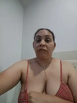 MirandaSoto online show from June 2026 03:01:01 AM