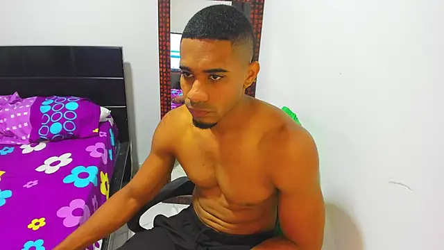 Snapshot of Karljensen33 chatting on January 2025 02:02:02 PM Karljensen33 online show from January 2025 02:02:02 PM