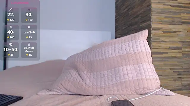 Snapshot of Aaron_Tate chatting on January 2025 06:35:01 AM Aaron Tate online show from January 2025 06:35:01 AM