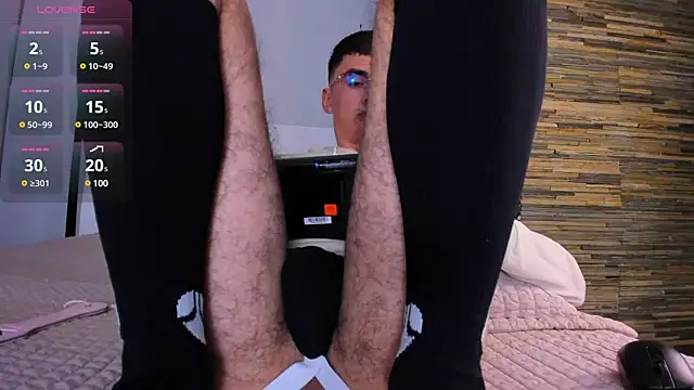 Snapshot of Aaron_Tate chatting on February 2025 07:22:01 AM Aaron Tate online show from February 2025 07:22:01 AM