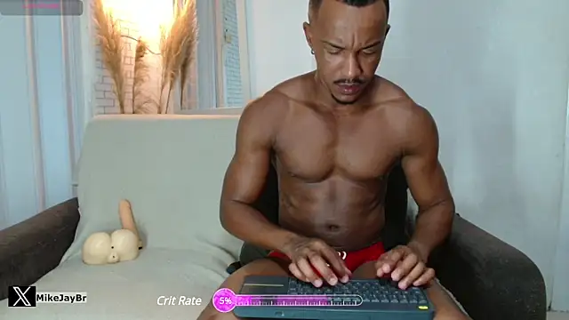 Snapshot of mikejaybra chatting on February 2025 03:20:01 PM mikejaybra online show from February 2025 03:20:01 PM