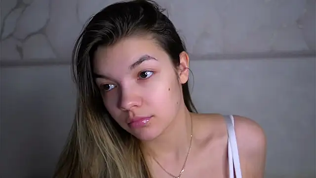 VeronaAppleberry online show from February 2026 01:02:02 AM