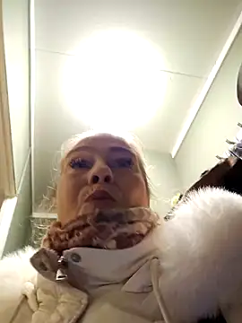 Snapshot of lisalustjouw chatting on January 2025 09:16:02 AM lisalustjouw online show from January 2025 09:16:02 AM