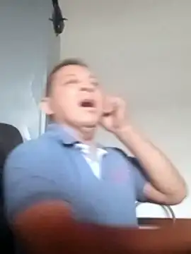 Snapshot of luchoarr chatting on January 2026 10:26:01 PM luchoarr online show from January 2026 10:26:01 PM