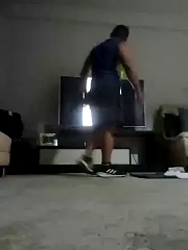 Snapshot of luchoarr chatting on February 2026 03:00:02 AM luchoarr online show from February 2026 03:00:02 AM