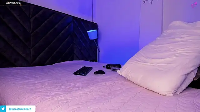 Luca ferrer  online show from February 2025 08:31:02 AM