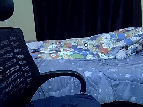 Snapshot of Horny-slut_ chatting on September 2025 04:57:01 AM Horny-slut online show from September 2025 04:57:01 AM