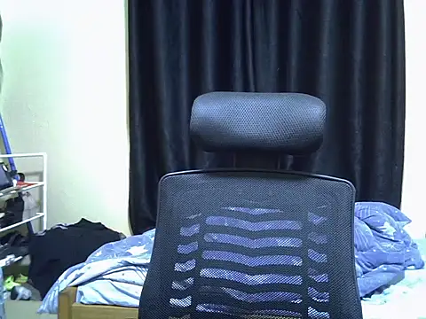 Snapshot of Horny-slut_ chatting on October 2025 03:36:01 PM Horny-slut online show from October 2025 03:36:01 PM