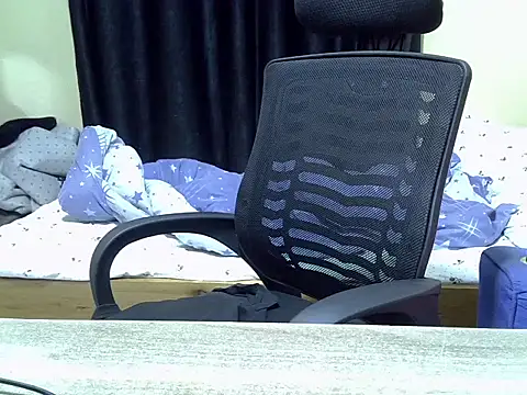 Snapshot of Horny-slut_ chatting on January 2026 08:57:02 PM Horny-slut online show from January 2026 08:57:02 PM