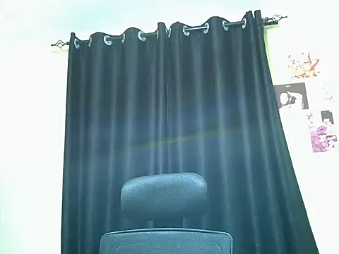 Horny-slut  online show from April 2026 07:11:01 AM