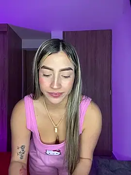 Snapshot of Issabela_G1 chatting on December 2024 04:55:02 AM Issabela G1 online show from December 2024 04:55:02 AM