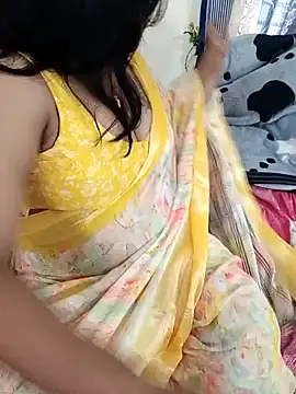 Snapshot of Ashwini_Gowda_91 chatting on March 2025 05:32:02 AM Ashwini Gowda 91 online show from March 2025 05:32:02 AM