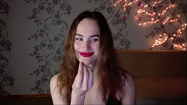 Snapshot of Felicia-Star chatting on May 2026 05:32:02 PM Felicia-Star online show from May 2026 05:32:02 PM
