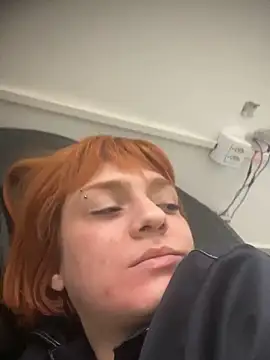 Snapshot of spacegirlll chatting on September 2025 04:55:02 PM spacegirlll online show from September 2025 04:55:02 PM