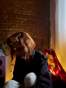 Snapshot of spacegirlll chatting on January 2026 09:40:02 PM spacegirlll online show from January 2026 09:40:02 PM