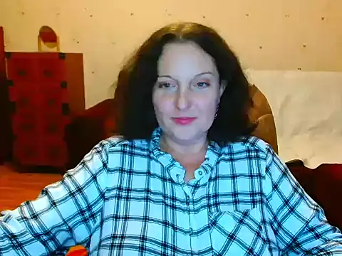 Alice3694 online show from December 2024 05:15:02 PM