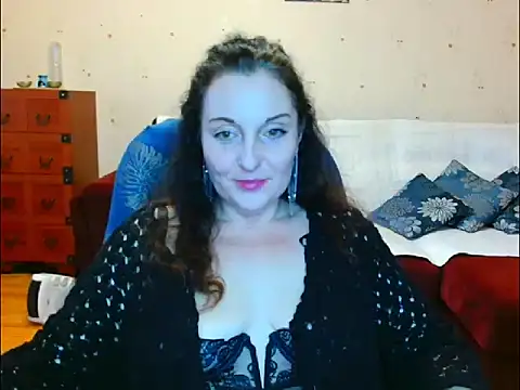 Alice3694 online show from February 2026 06:31:02 AM