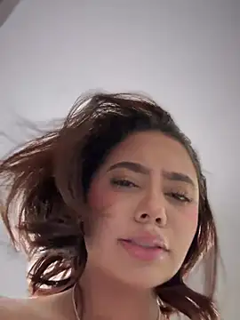 Snapshot of Aryrosee chatting on December 2024 11:21:01 PM Aryrosee online show from December 2024 11:21:01 PM