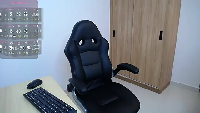 Snapshot of karoll_marquez chatting on December 2025 09:02:01 PM karoll marquez online show from December 2025 09:02:01 PM