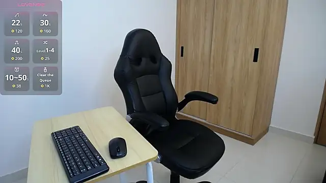 Snapshot of karoll_marquez chatting on February 2026 10:54:02 PM karoll marquez online show from February 2026 10:54:02 PM